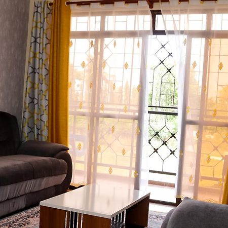 Lux Suites Bamburi Furnished Apartments Esterno foto