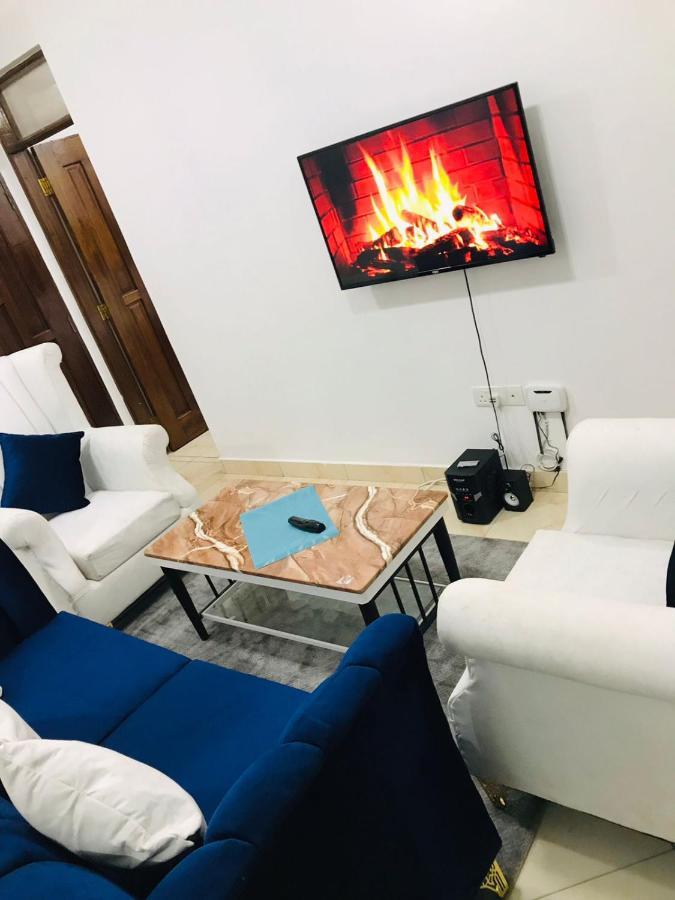 Lux Suites Bamburi Furnished Apartments Esterno foto