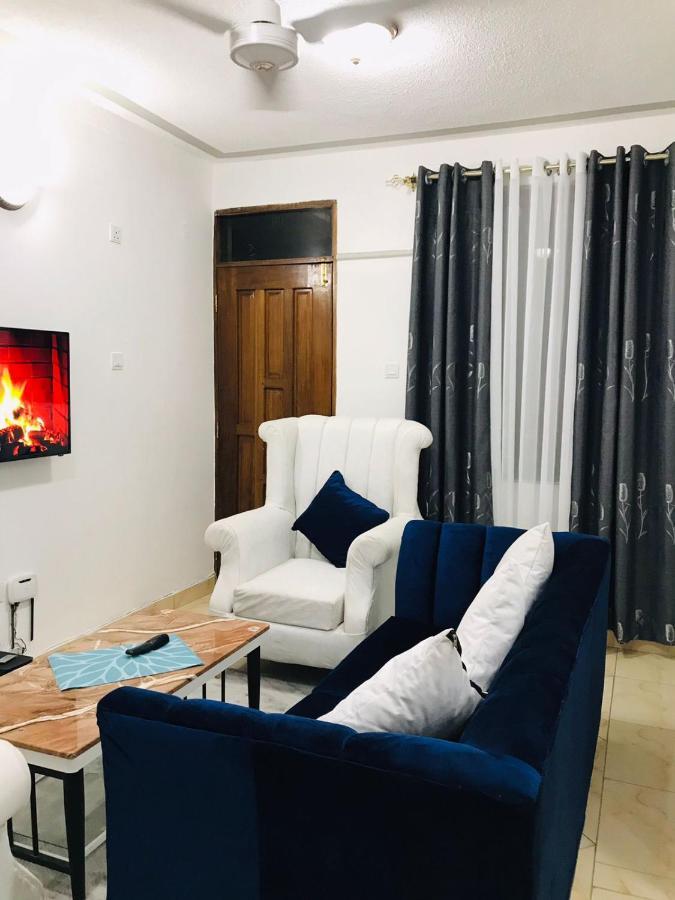 Lux Suites Bamburi Furnished Apartments Esterno foto