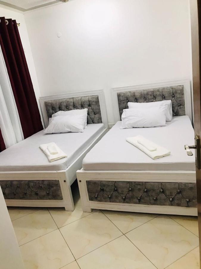 Lux Suites Bamburi Furnished Apartments Esterno foto