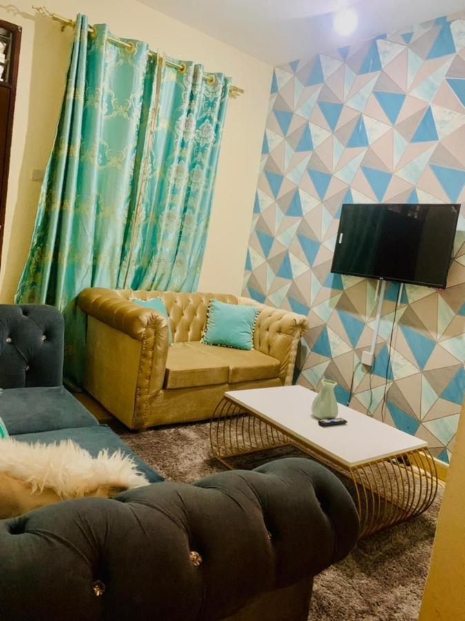 Lux Suites Bamburi Furnished Apartments Esterno foto