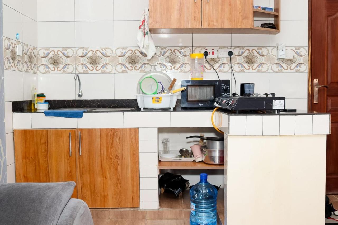 Lux Suites Bamburi Furnished Apartments Esterno foto